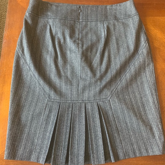 Women’s striped pencil skirt - Picture 2 of 4